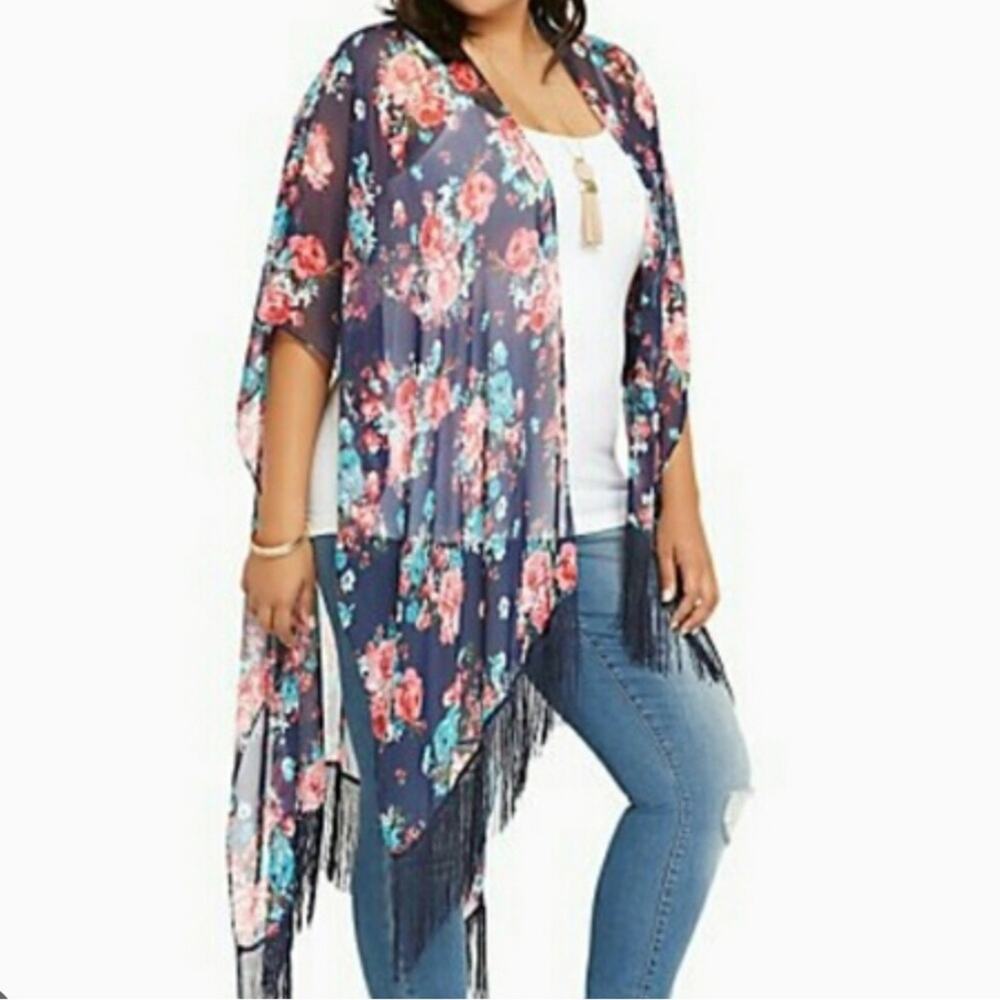 TORRID Floral Fringe Ruana Wrap NWT in One Size